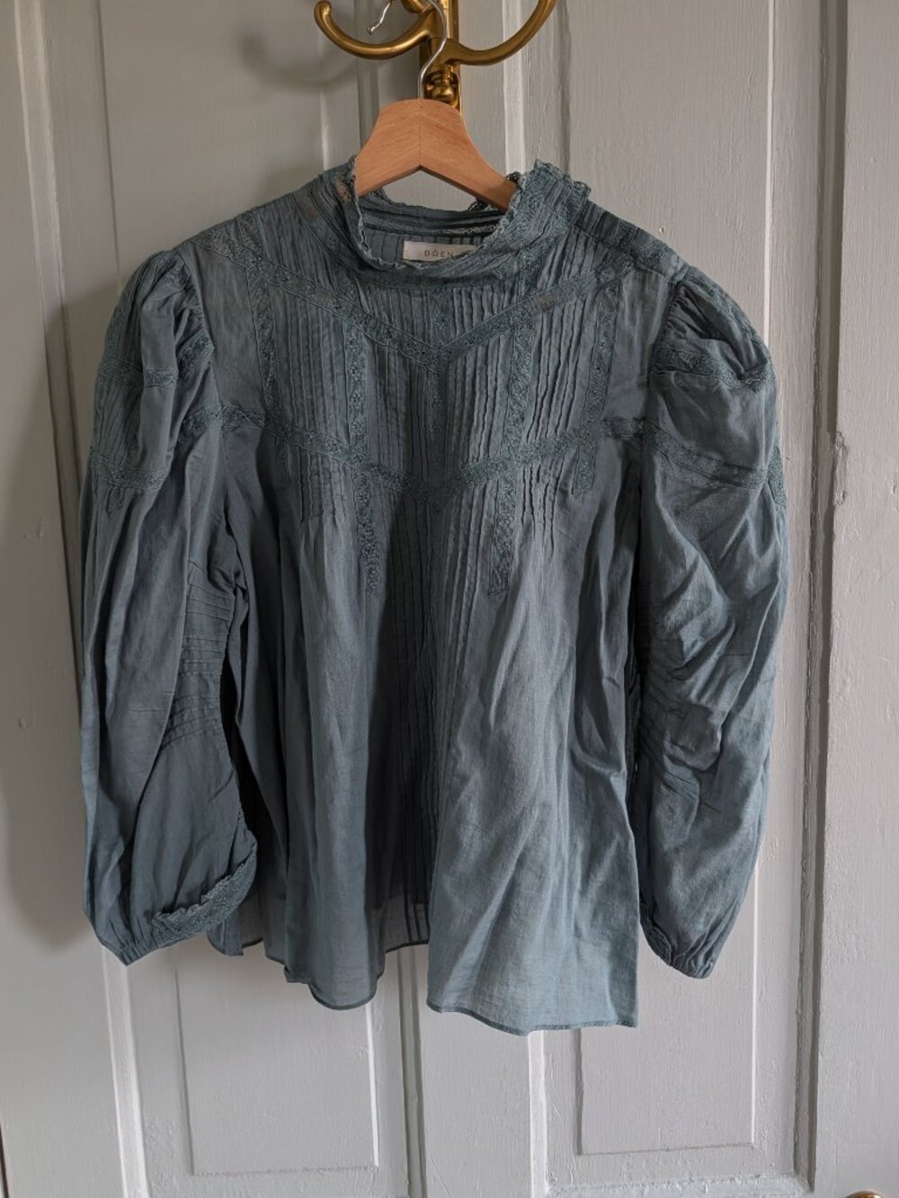 NWT Doen Albertine Blouse in Nouveau Blue, large **Price Firm** - Picture 3 of 6